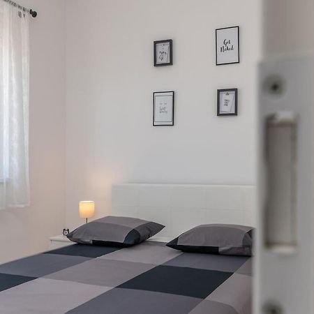 Apartman Spiro Trogir Bagian luar foto