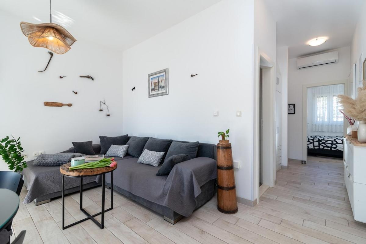 Apartman Spiro Trogir Bagian luar foto