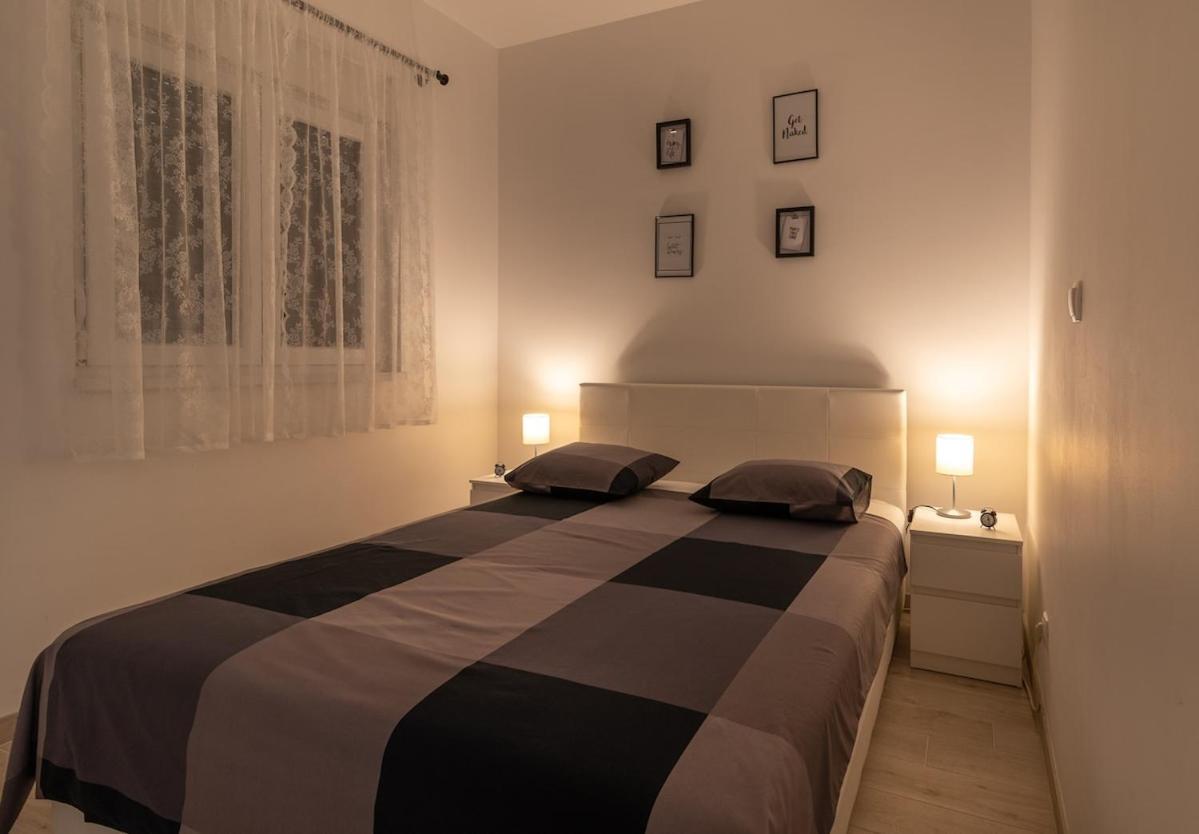 Apartman Spiro Trogir Bagian luar foto
